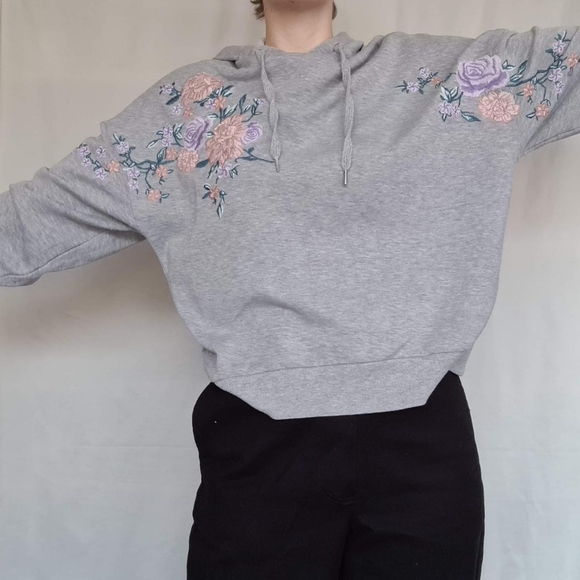 H&M Grey Hoodie with Floral Embroidery - Picture 2 of 4